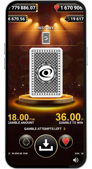 Card selection screen during the Shining Crown gamble feature round